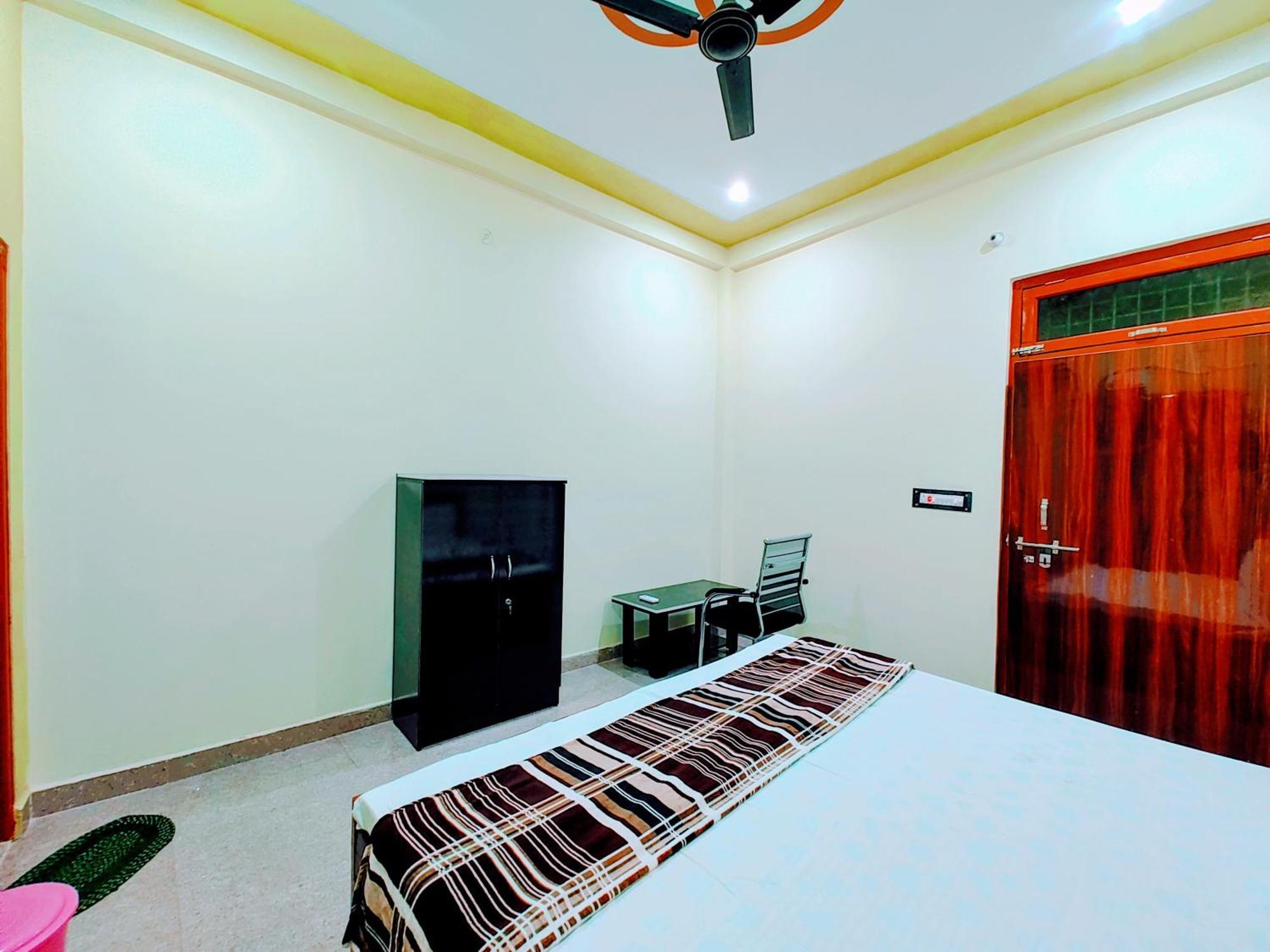 Hotel Raghukul Ayodhya Exterior foto